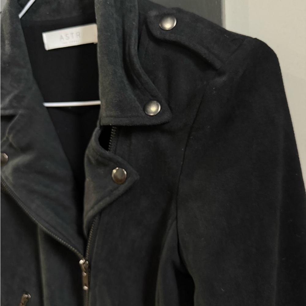 Astr the Label Women’s Moto Jacket Black Faux Suede Small Biker Jacket - Picture 3 of 12